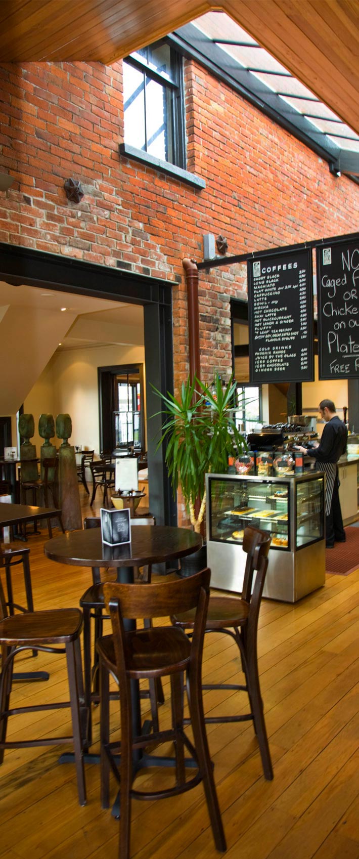 holy smoke cafe
